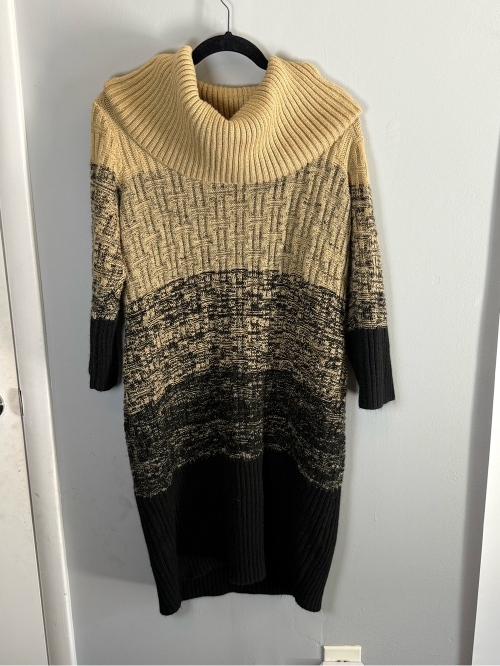 Sandra Darren Ombre Cowl Neck Sweater Dress in Cream and Black Size 1X